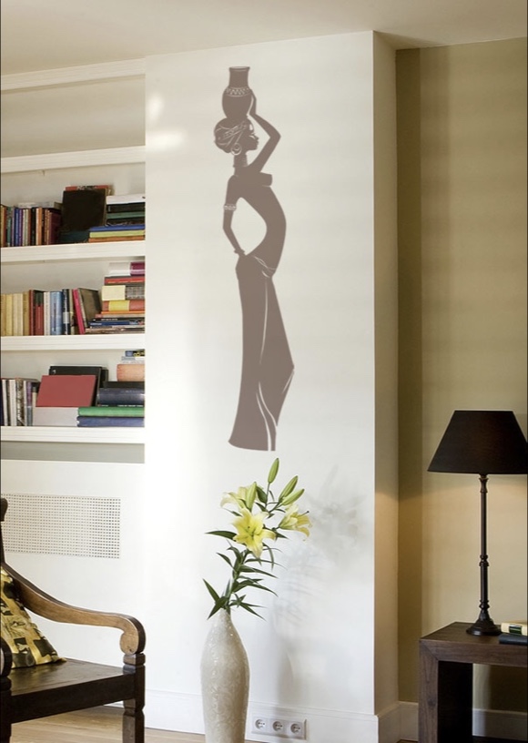 Afrikanische Frau mit Krug