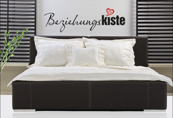 Beziehungskiste mit Herzen